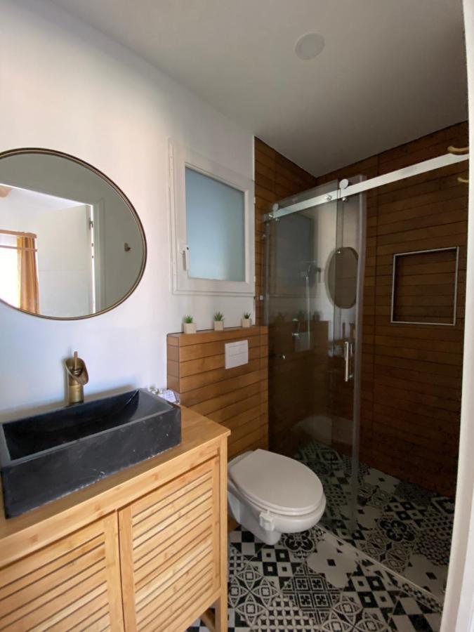 O Bain Soleil Bed & Breakfast Bourg-Saint-Andeol Ngoại thất bức ảnh