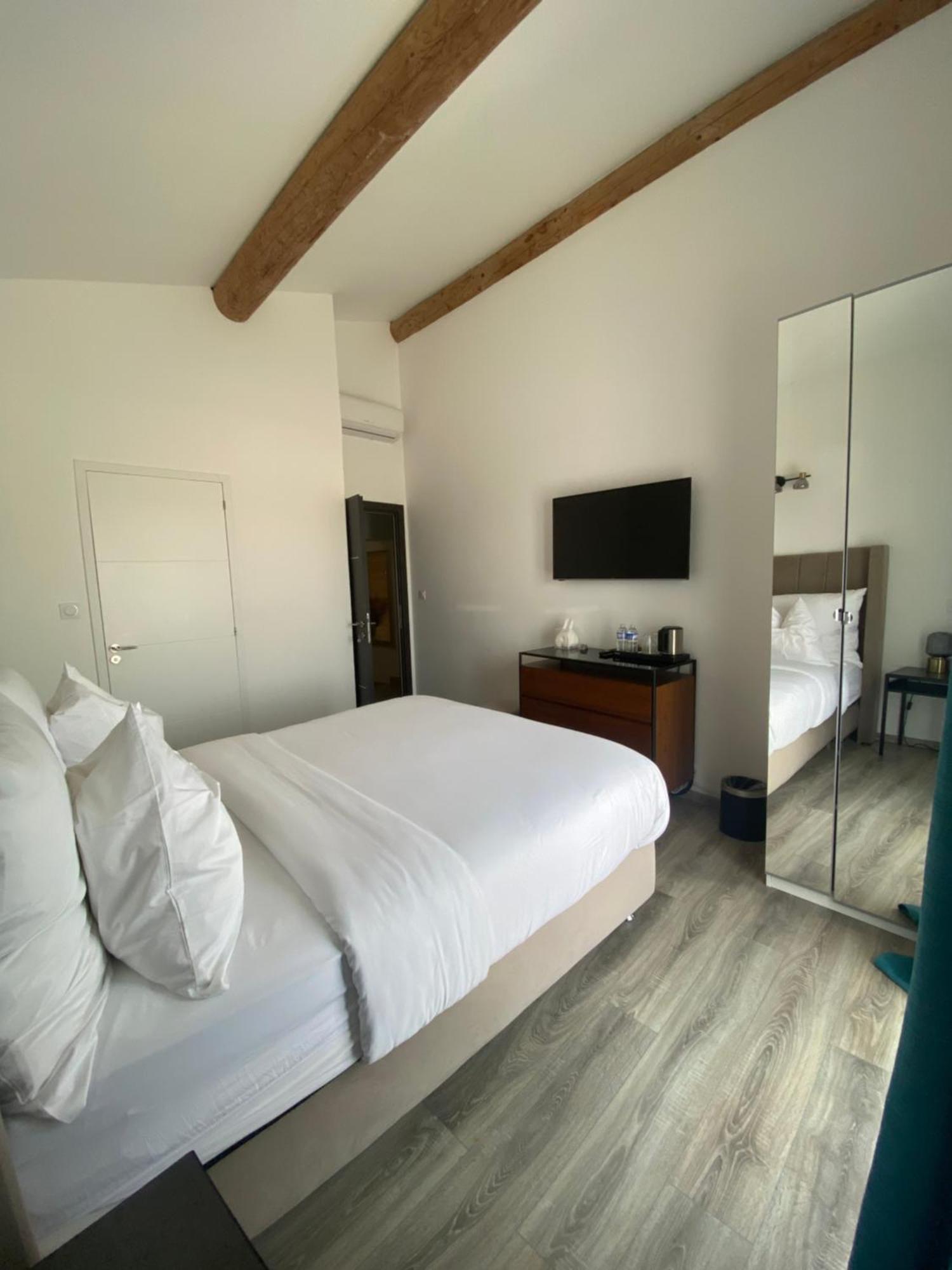 O Bain Soleil Bed & Breakfast Bourg-Saint-Andeol Ngoại thất bức ảnh
