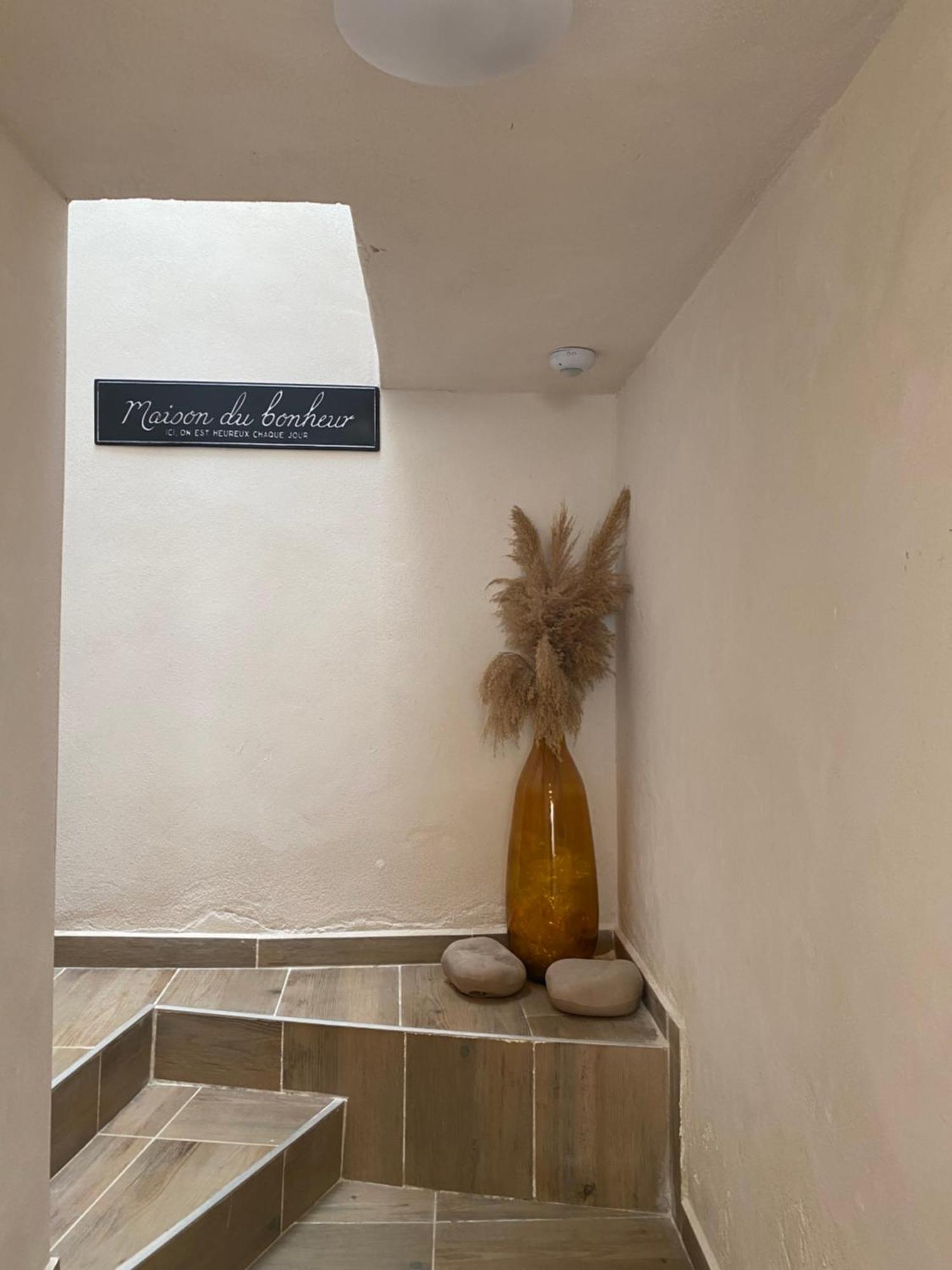 O Bain Soleil Bed & Breakfast Bourg-Saint-Andeol Ngoại thất bức ảnh
